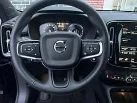 Volvo XC40 thumbnail 22