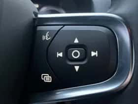 Volvo XC40 thumbnail 23