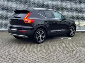 Volvo XC40 thumbnail 4