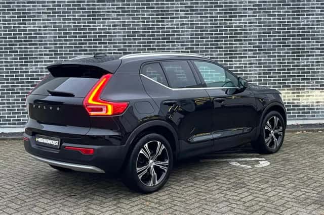 Volvo XC40 (2022) thumbnail 10