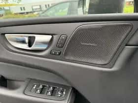 Volvo XC60 thumbnail 16