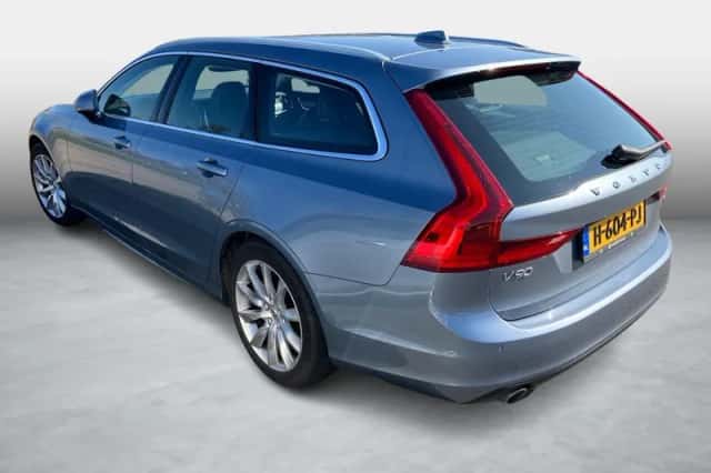 Volvo V90 (2018) thumbnail 4