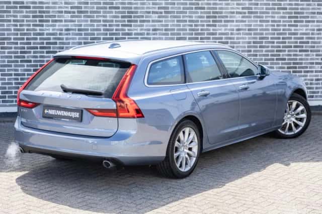 Volvo V90 (2018) thumbnail 6