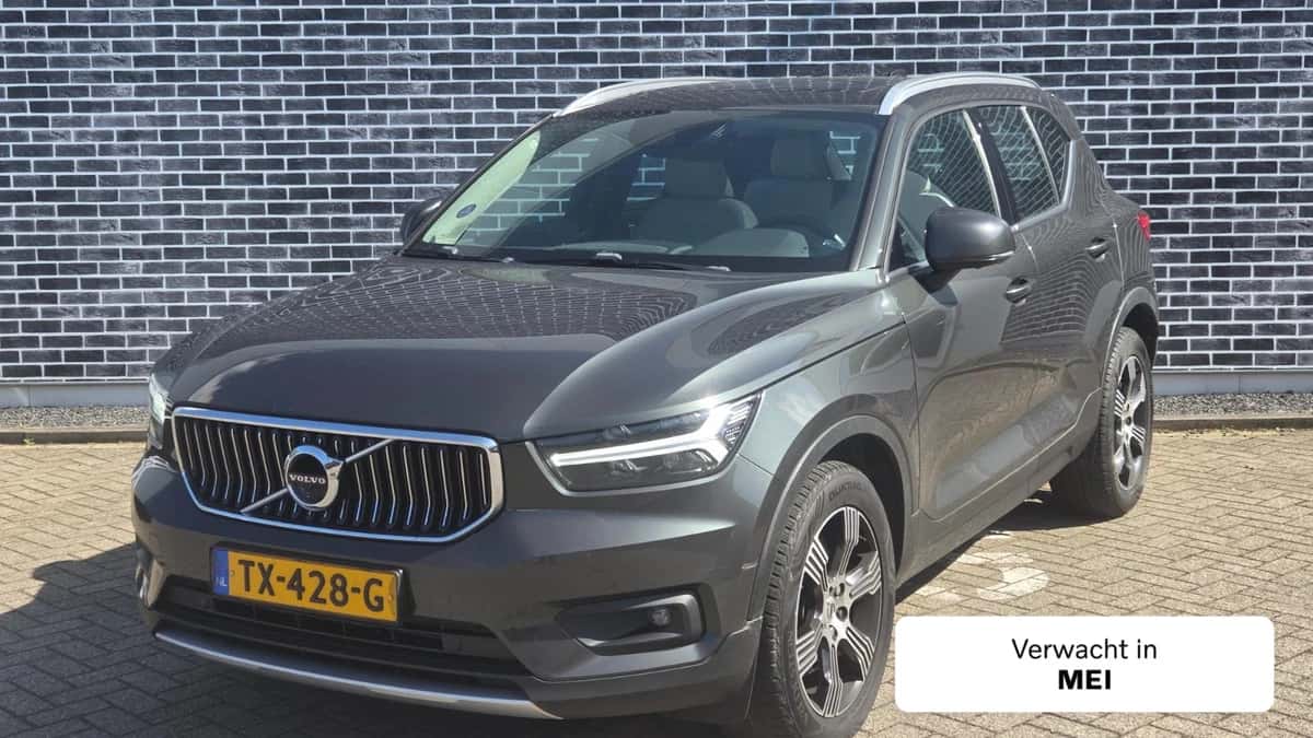 Volvo XC40 — foto 1