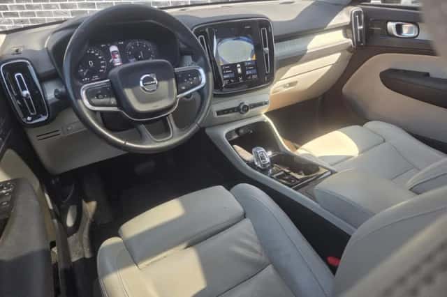 Volvo XC40 (2018) thumbnail 6