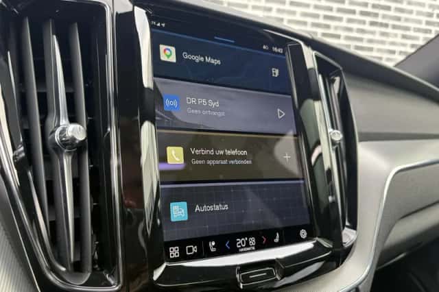 Volvo XC60 (2023) thumbnail 14