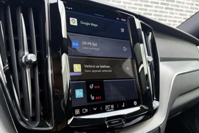 Volvo XC60 (2023) thumbnail 18
