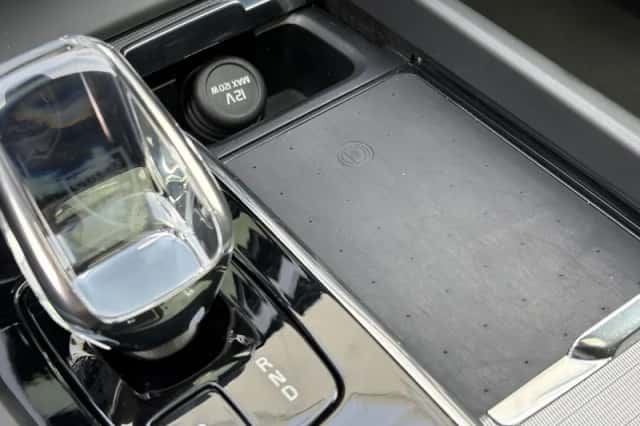Volvo XC60 (2023) thumbnail 21