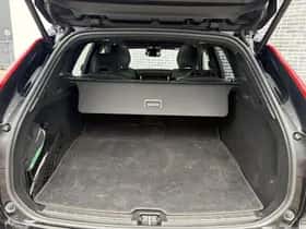 Volvo XC60 (2023) thumbnail 28