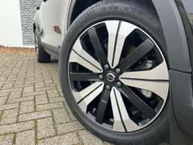 Volvo XC40 thumbnail 8