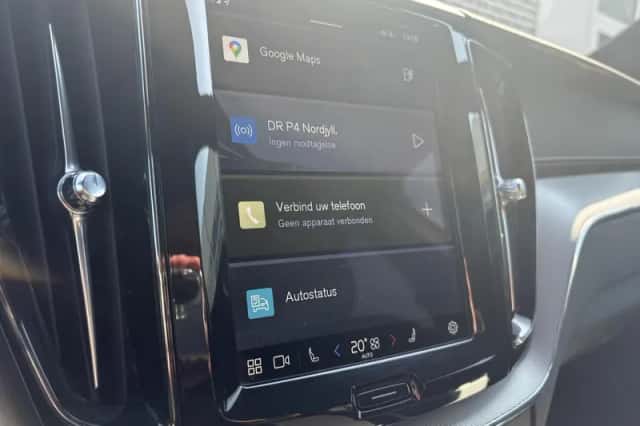 Volvo XC60 (2021) thumbnail 16