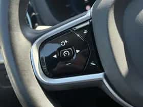 Volvo XC60 thumbnail 24