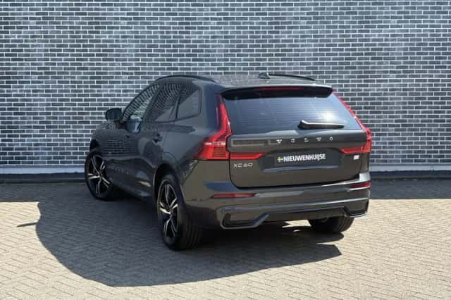 Volvo XC60 (2021) thumbnail 6