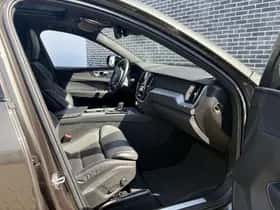Volvo XC60 thumbnail 8