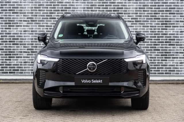 Volvo XC90 (2025) thumbnail 5