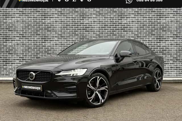 Volvo S60 (2024) thumbnail 1