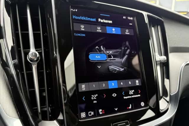Volvo S60 (2024) thumbnail 22
