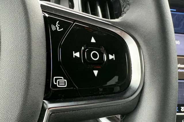 Volvo S60 (2024) thumbnail 29