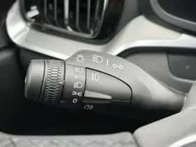 Volvo S60 thumbnail 32