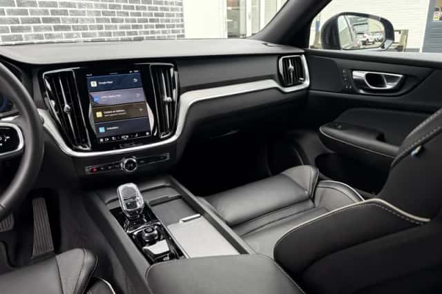 Volvo S60 (2024) thumbnail 36