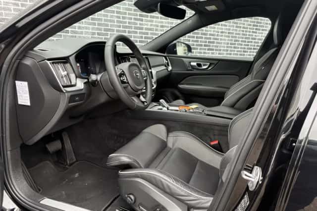Volvo S60 (2024) thumbnail 7