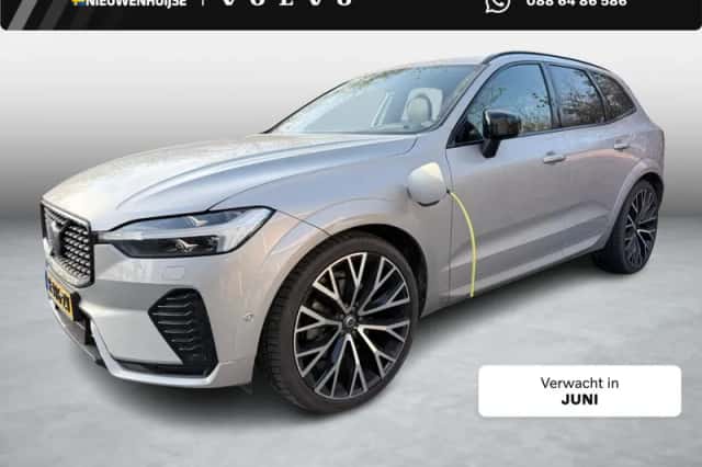 Volvo XC60 (2022) thumbnail 1