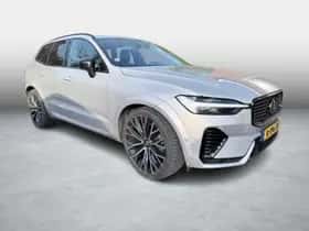 Volvo XC60 thumbnail 2
