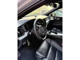 Volvo XC60 thumbnail 3