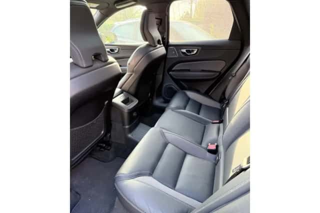 Volvo XC60 (2022) thumbnail 5