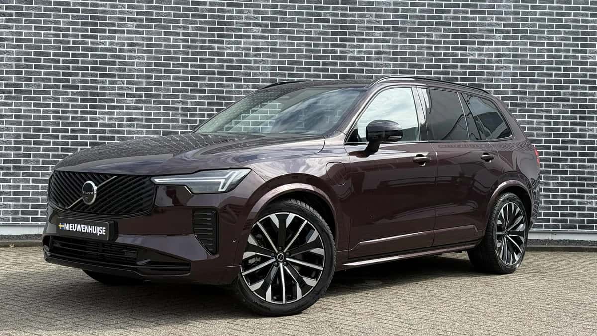 Volvo XC90 — foto 1