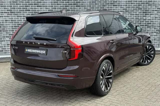 Volvo XC90 (2025) thumbnail 11