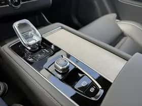 Volvo XC90 thumbnail 15