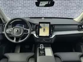 Volvo XC90 thumbnail 3