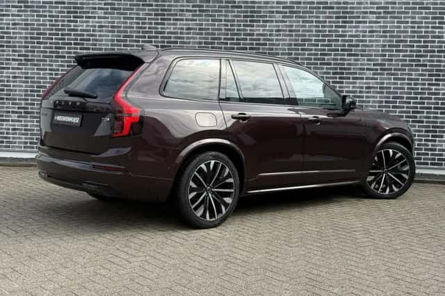 Volvo XC90 (2025) thumbnail 32