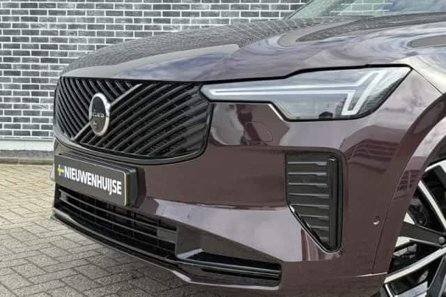 Volvo XC90 (2025) thumbnail 10