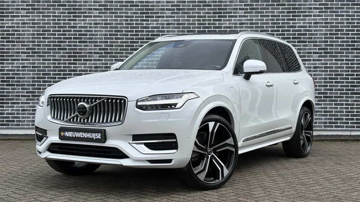 Volvo XC90 (2023) — foto 1