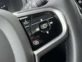 Volvo XC90 (2023) thumbnail 18