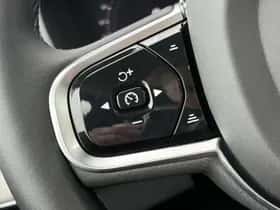 Volvo XC90 (2023) thumbnail 21