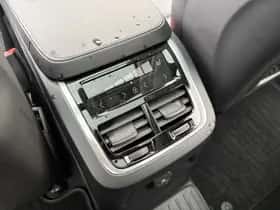 Volvo XC90 (2023) thumbnail 29