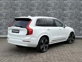 Volvo XC90 (2023) thumbnail 5