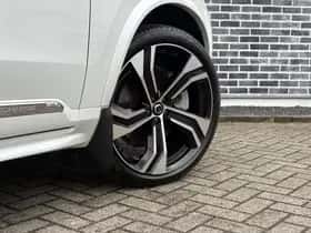 Volvo XC90 (2023) thumbnail 7