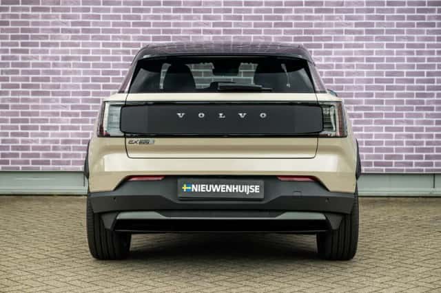 Volvo EX30 (2026) thumbnail 6