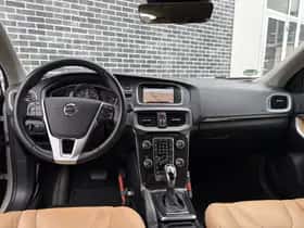 Volvo V40 thumbnail 2