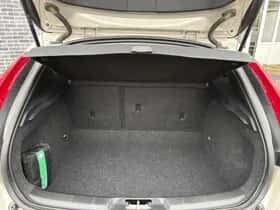 Volvo V40 thumbnail 10
