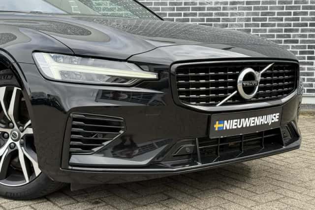 Volvo V60 (2022) thumbnail 13