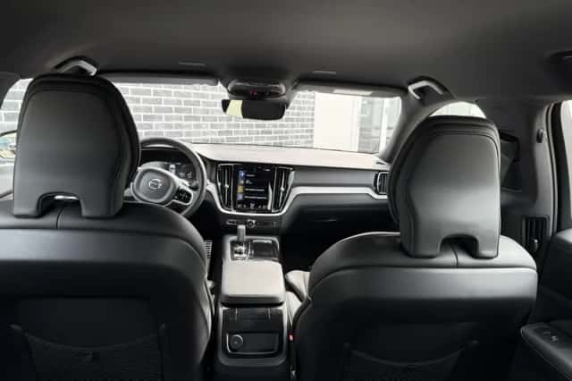 Volvo V60 (2022) thumbnail 26