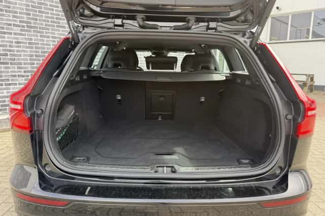 Volvo V60 (2022) thumbnail 29