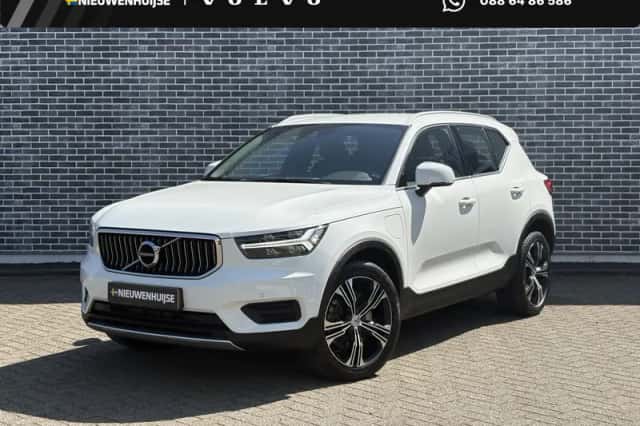 Volvo XC40 (2022) thumbnail 1