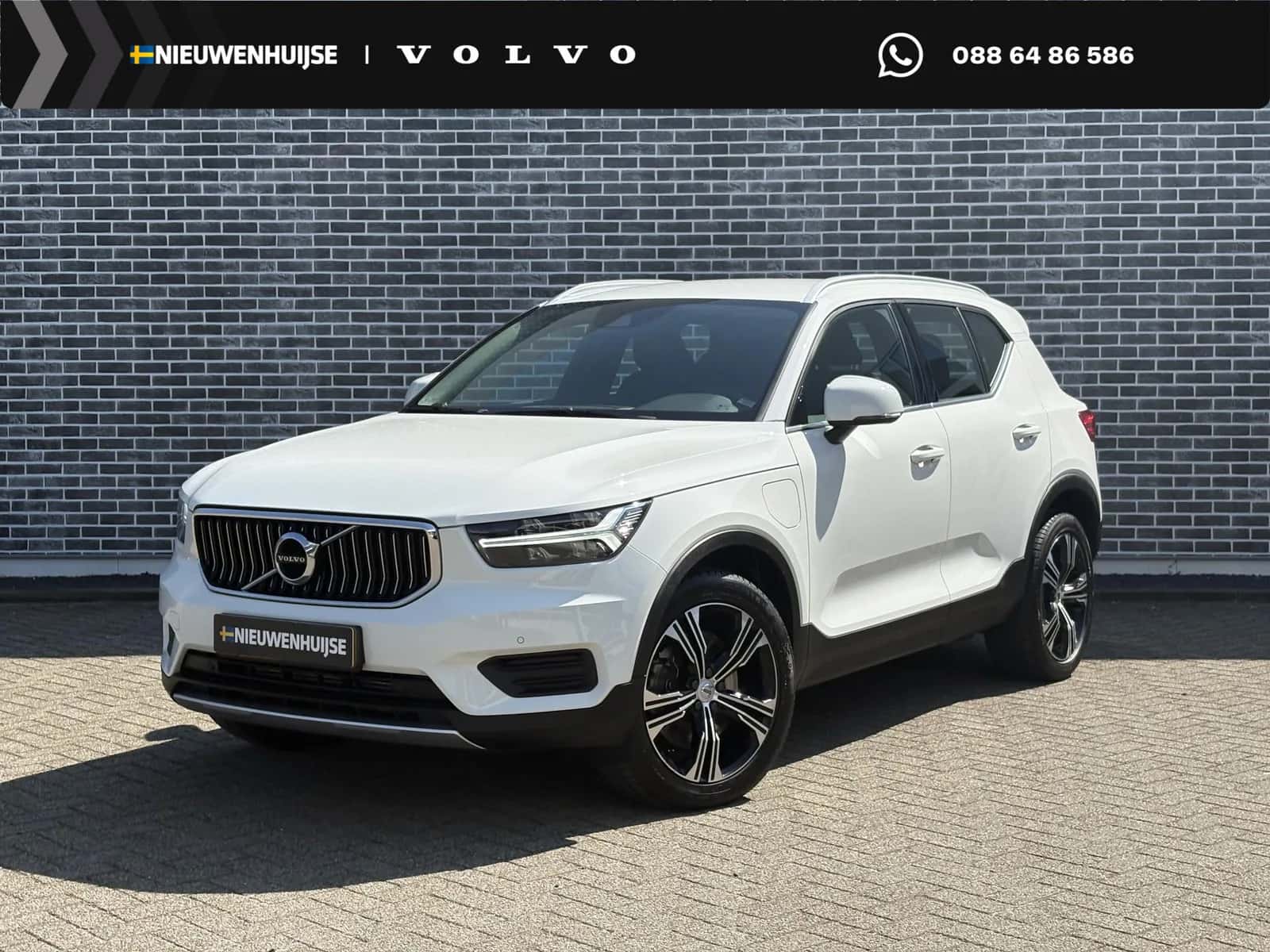 Volvo XC40 (2022) — foto 1