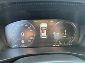 Volvo XC40 thumbnail 15